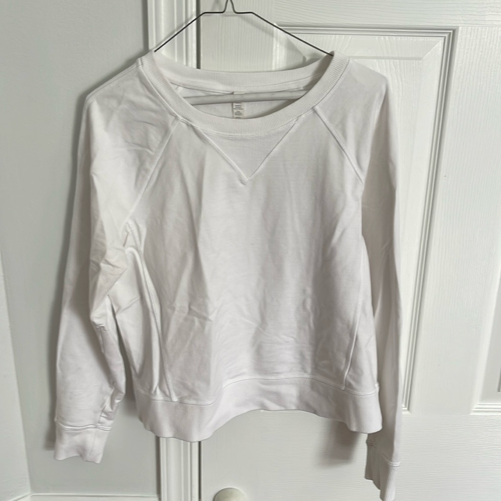 White lululemon crew neck sweatshirt